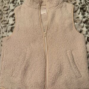 SO Cream/Tan Sherpa Vest Faux Fur size L